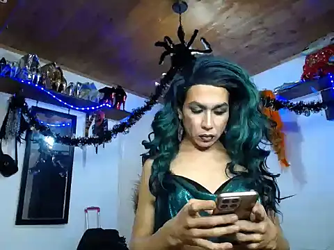 Snapshot of sashastarfire chatting on 10-29-25, 02:58 sashastarfire online show from 10-29-25, 02:58