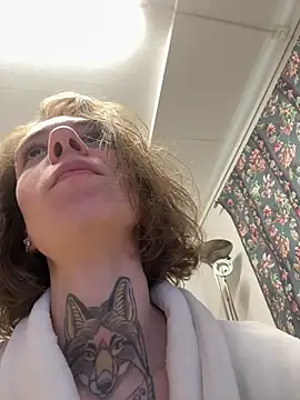 HoneySquirrel online show from 02-10-26, 12:31