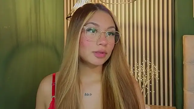 sky collinss online show from 10-08-25, 07:44