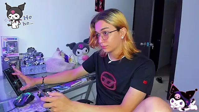 KeitaMoon online show from 10-19-25, 09:48