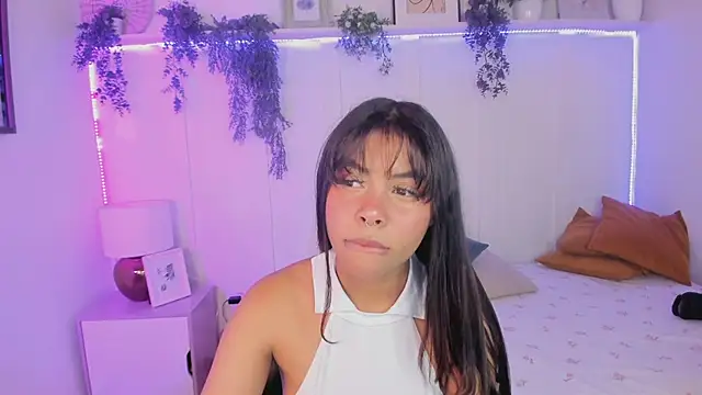 theLayla DH online show from 09-29-25, 08:13