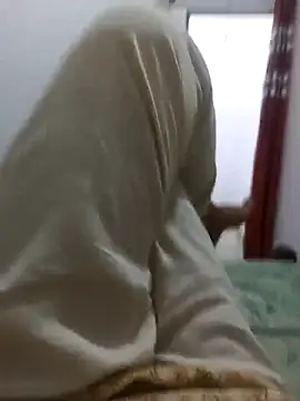 Snapshot of Anamika-singhania chatting on 11-13-25, 05:45 Anamika-singhania online show from 11-13-25, 05:45