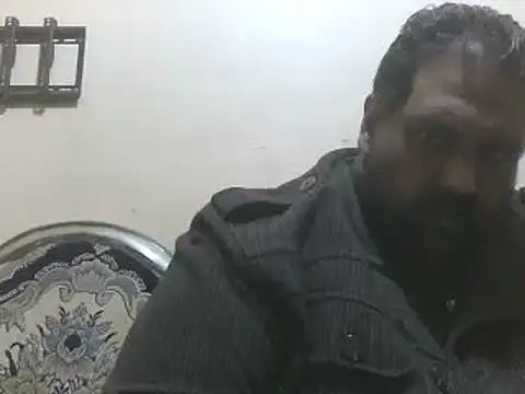 elpoop7305 online show from 01-13-26, 09:31