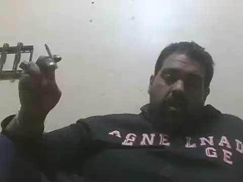 elpoop7305 online show from 02-04-26, 10:04