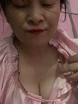 scent-sweet online show from 09-18-25, 03:47