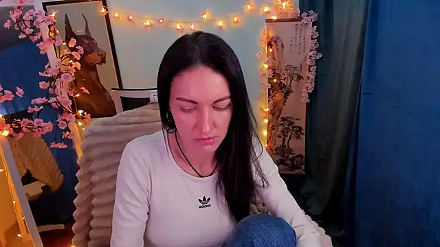 Aurora Loveu online show from 02-21-26, 10:44