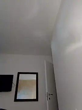 Snapshot of Kladys chatting on 01-08-26, 12:07 Kladys online show from 01-08-26, 12:07