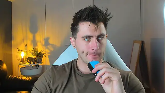 Oscar Miller  online show from 10-18-25, 09:37