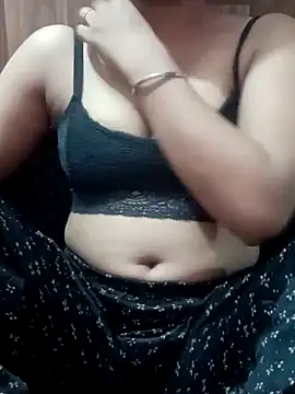 Snapshot of Malikaa-baby5 chatting on 09-15-25, 09:15 Malikaa-baby5 online show from 09-15-25, 09:15