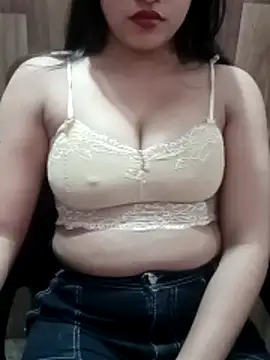 Snapshot of Malikaa-baby5 chatting on 11-30-25, 07:29 Malikaa-baby5 online show from 11-30-25, 07:29