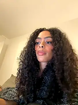 yasmingarcia online show from 11-03-25, 12:28