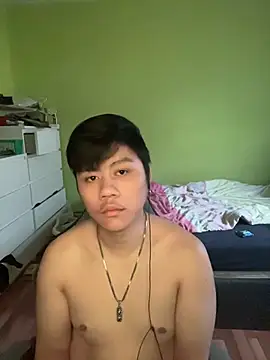 Snapshot of Kingpowerlittel chatting on 10-23-25, 07:29 Kingpowerlittel online show from 10-23-25, 07:29