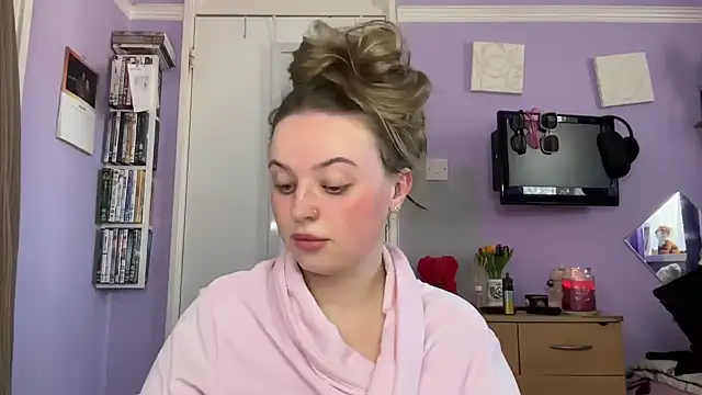 SexySashaxox online show from 10-25-25, 02:02