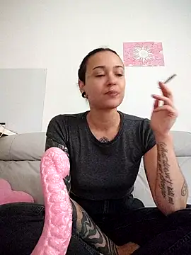 Pink Inferno 13 online show from 10-06-25, 01:41