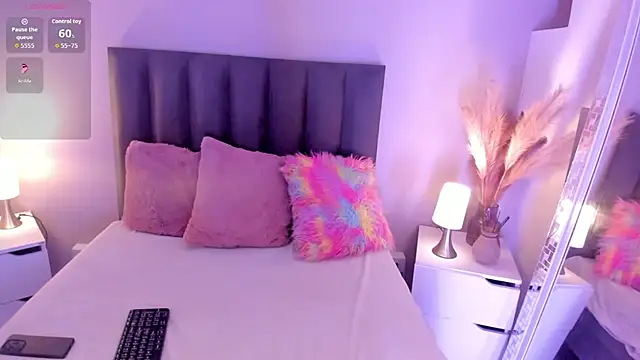 KendraChavez  online show from 11-25-25, 10:21