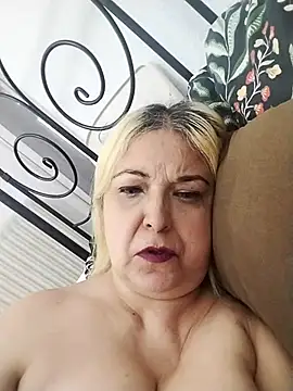 MarielaFerrer online show from 10-12-25, 02:27