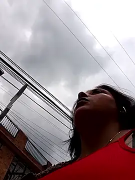 megan fox5 online show from 10-27-25, 04:33