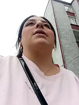 megan fox5 online show from 11-02-25, 04:09