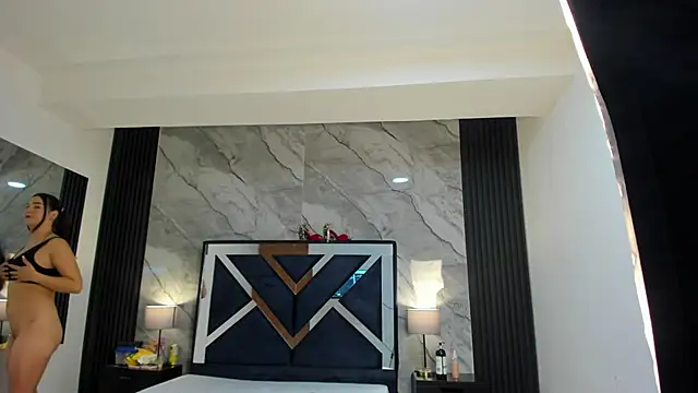 Snapshot of VioletRose_as chatting on 09-13-25, 03:45 VioletRose as online show from 09-13-25, 03:45