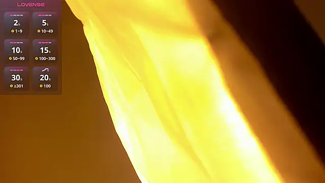 Snapshot of VioletRose_as chatting on 10-10-25, 07:57 VioletRose as online show from 10-10-25, 07:57