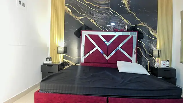 Snapshot of VioletRose_as chatting on 11-09-25, 07:56 VioletRose as online show from 11-09-25, 07:56