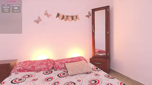 mia jones21 online show from 11-05-25, 07:25