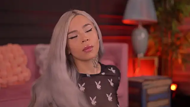 NickyBenz online show from 11-08-25, 07:01