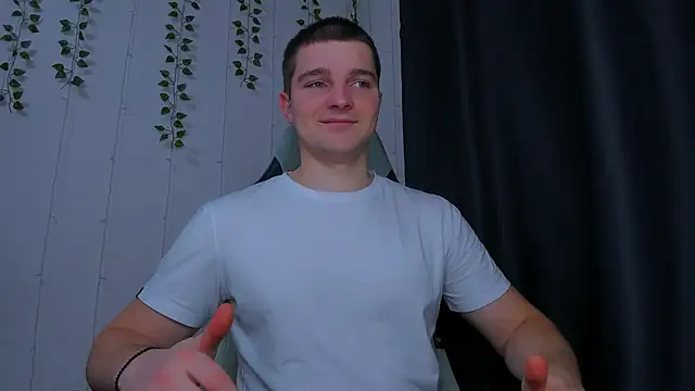 Your Claddagh online show from 12-16-25, 04:56