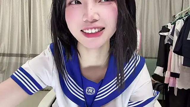 Yiyi-707 online show from 10-20-25, 11:21