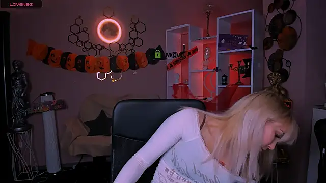 Snapshot of marta_smith chatting on 10-27-25, 08:02 marta smith online show from 10-27-25, 08:02