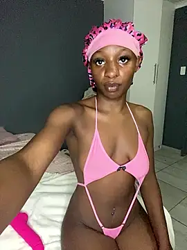 LonelyQueenxx25 online show from 01-08-26, 09:39