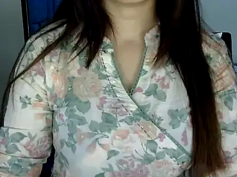 Rumi cute online show from 02-13-26, 03:19