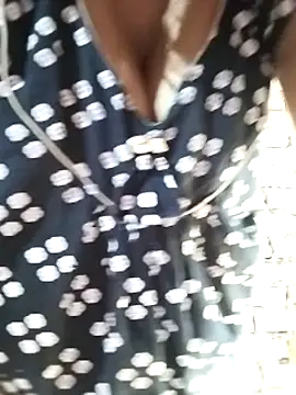 Snapshot of rani8008 chatting on 10-11-25, 02:00 rani8008 online show from 10-11-25, 02:00