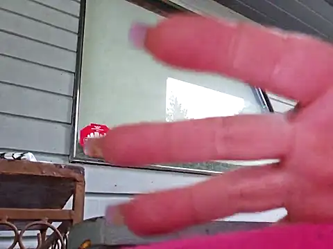 Snapshot of Sugarloveless chatting on 10-02-25, 06:26 Sugarloveless online show from 10-02-25, 06:26