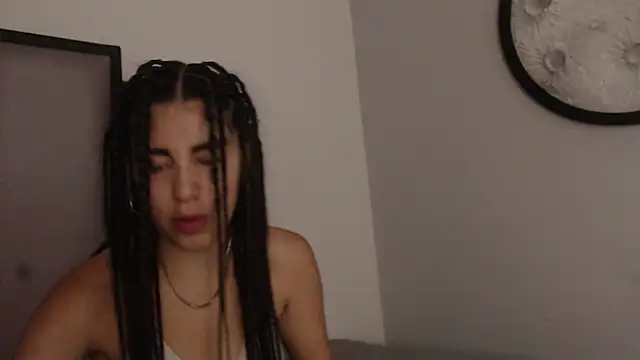 Snapshot of Lucy-23 chatting on 12-03-25, 04:09 Lucy-23 online show from 12-03-25, 04:09