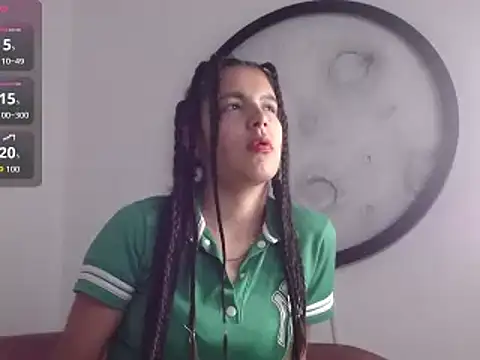 Snapshot of Lucy-23 chatting on 12-13-25, 11:43 Lucy-23 online show from 12-13-25, 11:43