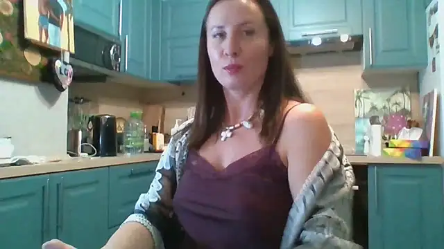 ALICAINWONDERLAND online show from 11-08-25, 04:40