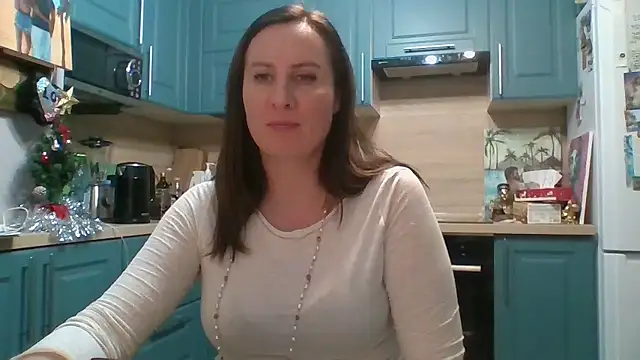 ALICAINWONDERLAND online show from 01-06-26, 05:49