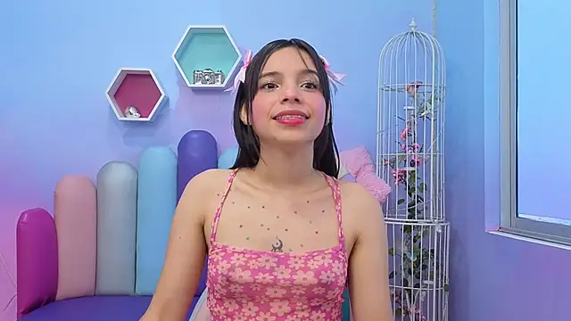 Issa Skinny  online show from 10-30-25, 11:44