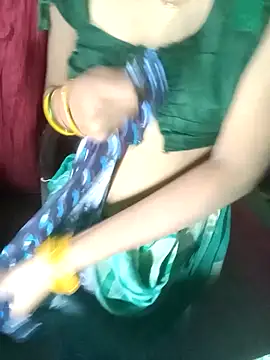 Snapshot of Sonam9696 chatting on 11-02-25, 07:49 Sonam9696 online show from 11-02-25, 07:49