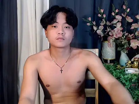 Snapshot of youre_BabyBoy chatting on 11-18-25, 04:22 youre BabyBoy online show from 11-18-25, 04:22