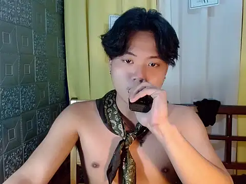 Snapshot of youre_BabyBoy chatting on 11-21-25, 08:18 youre BabyBoy online show from 11-21-25, 08:18