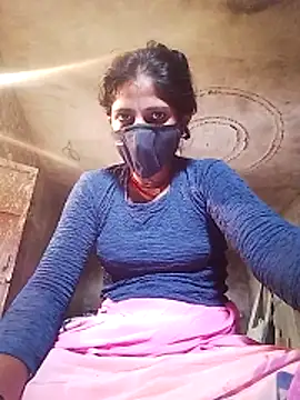 Snapshot of MISS-KAYA chatting on 10-22-25, 10:15 MISS-KAYA online show from 10-22-25, 10:15