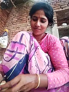 Snapshot of MISS-KAYA chatting on 10-25-25, 02:08 MISS-KAYA online show from 10-25-25, 02:08