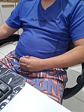 Carloskasado online show from 03-11-26, 04:07