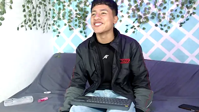 sebas boys577 online show from 09-15-25, 01:55
