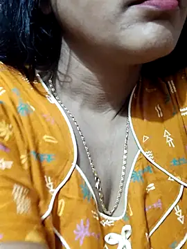 Snapshot of spicysuhana chatting on 02-14-26, 11:34 spicysuhana online show from 02-14-26, 11:34