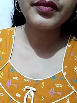 Snapshot of spicysuhana chatting on 02-26-26, 11:04 spicysuhana online show from 02-26-26, 11:04