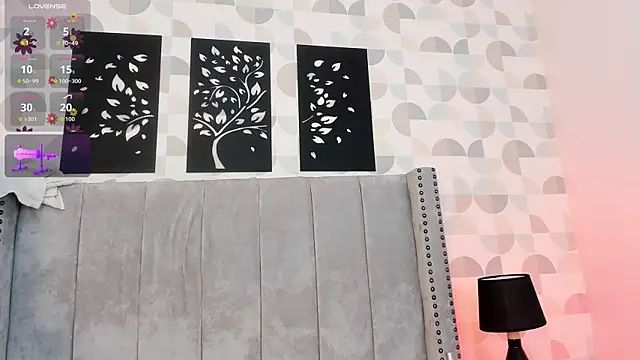 Snapshot of cristhi_esterling chatting on 11-08-25, 12:05 cristhi esterling online show from 11-08-25, 12:05