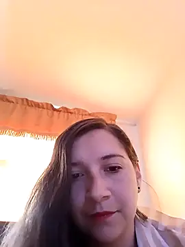 Agatha bellucci  online show from 10-12-25, 09:03